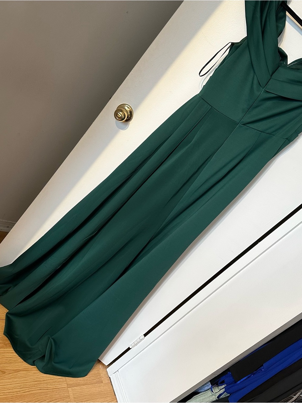 Women’s Elegant Off-Shoulder Emerald Green Evening Gown with High Slit size XL - Picture 9 of 10